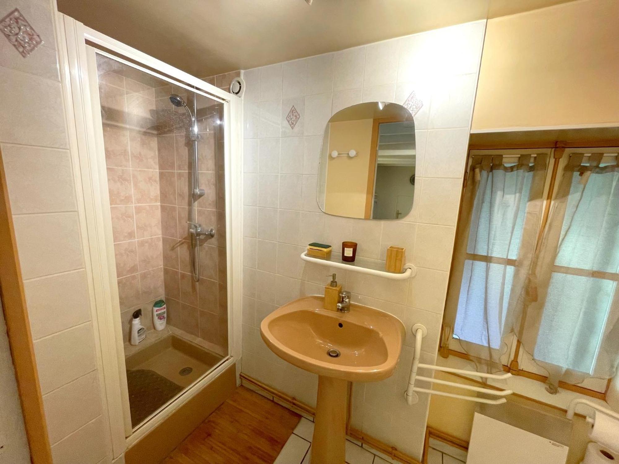 "Sainte Valiere", Appartement Calme Sur Cour Privative, Nevers Kültér fotó