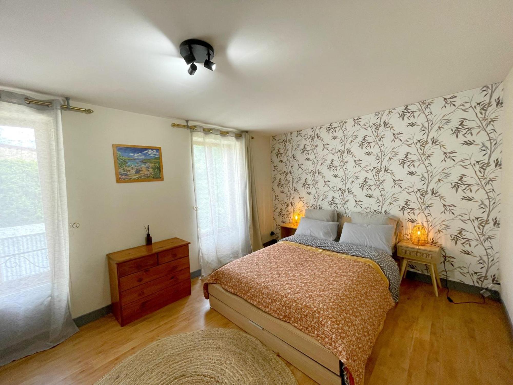 "Sainte Valiere", Appartement Calme Sur Cour Privative, Nevers Kültér fotó